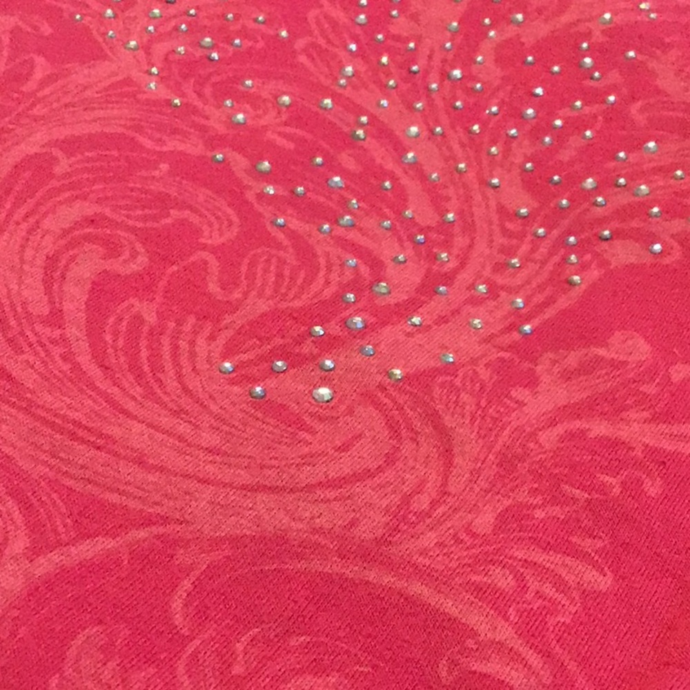Pink Rhinestone Filigree Top - Picture 5 of 8